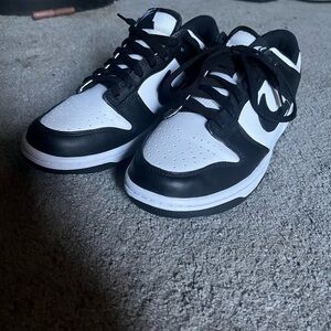 Nike panda dunks (youth size 7) like new worn once